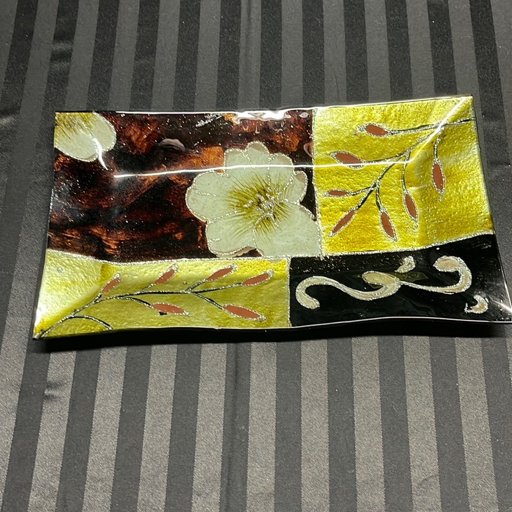 Trinket Glass Tray Green with Flower and Leaf Designs with Shimmering Accents